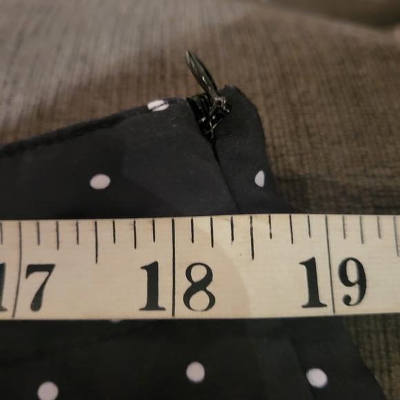 Chic Black Polka Dot Skort - Picture 5 of 6